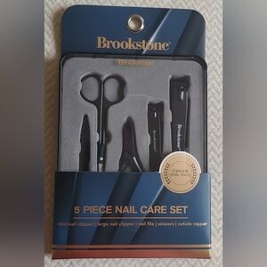 Brookstone 5 Piece Nail Care Set